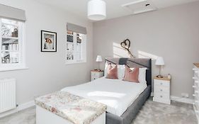 Chalk House - Pet Friendly